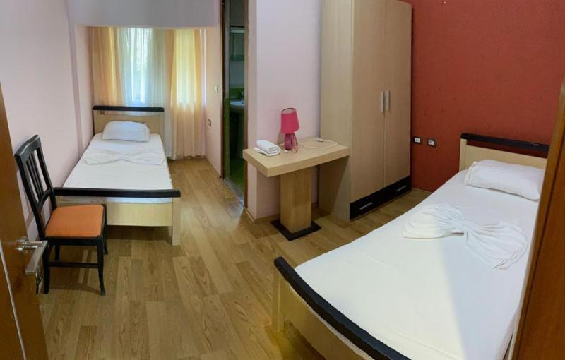 Hotel Kukesi Lin Exterior photo